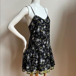 Princess Vera Wang flirty Floral Black Dress